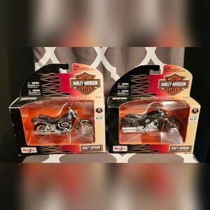 Harley Davidson Diecast Motorcycle 2008 Series 24‎ Lot Of 2